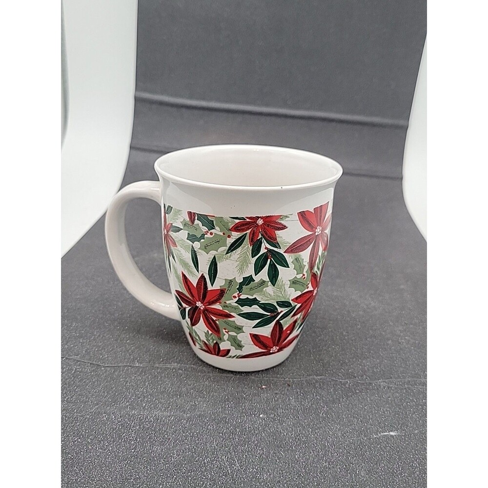 Poinsettia Floral Pattern Coffee Tea Mug Cup Royal Norfolk Christmas Red